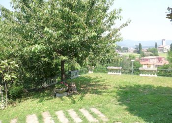 GIARDINO 4.jpeg - Villa Via Bettoni 24, Almenno San Bartolomeo - foto 24