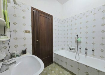 17.jpg - Quadrilocale Via Adolfo Albertazzi 92, Roma - foto 18