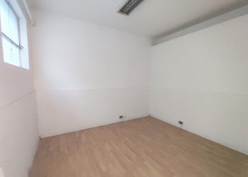 11359.JPG - Magazzino Via Passo del Furlo 31, Roma - foto 7