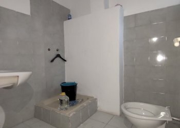 11361.JPG - Magazzino Via Passo del Furlo 31, Roma - foto 9