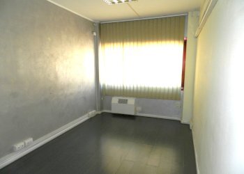 19041.jpg - Ufficio Via degli Abeti 29, Roma - foto 21