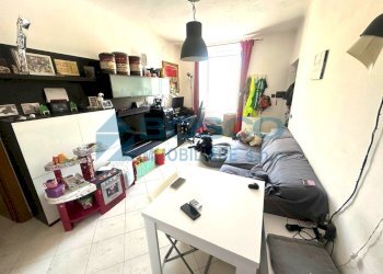 8.jpg - Trilocale Via Alfredo Oldoini, La Spezia - foto 1