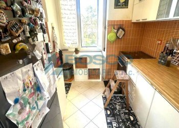 5.jpg - Trilocale Via Alfredo Oldoini, La Spezia - foto 2