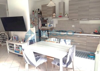 21ecb945-887f-40c1-bee7-490f605ceb91.JPG - Quadrilocale Via dei Buggi 51, La Spezia - foto 2