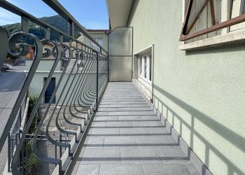 019_Vendita_Brescia_Gardone_VT_Balcone.jpg - Trilocale Via XX Settembre 41, Gardone Val Trompia - foto 9