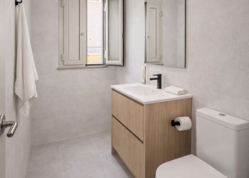 bagno 1? piano - Villa Via Locatelli, Avola - foto 15