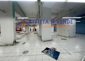 INTERNO - Locale Commerciale Via Tevere 72, Siracusa - foto 4