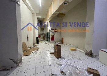 MAGAZZINO - Locale Commerciale Via Tevere 72, Siracusa - foto 7