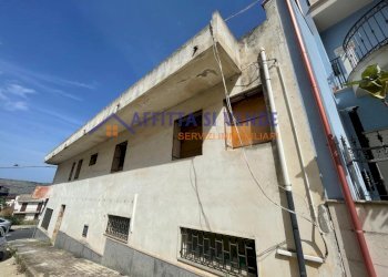 ESTERNO - Appartamento Via Piave 6, Solarino - foto 7