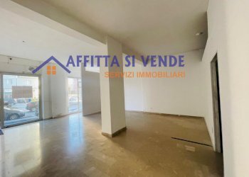 interno - Commercial Premises Viale Santa Panagia 5, Siracusa - photo 9