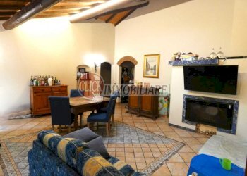 P1090305.JPG - Casa indipendente Scarperia e San Piero - foto 1