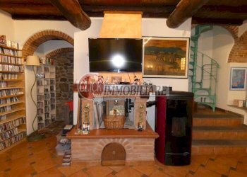 P1080965.JPG - Casa indipendente Scarperia e San Piero - foto 19