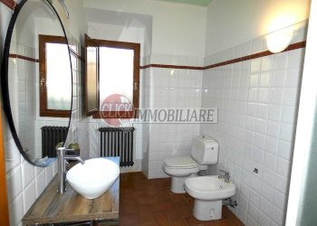 P1090007.JPG - Casa indipendente Scarperia e San Piero - foto 27