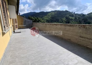 20250513_103314.jpg - Quadrilocale Borgo San Lorenzo - foto 13