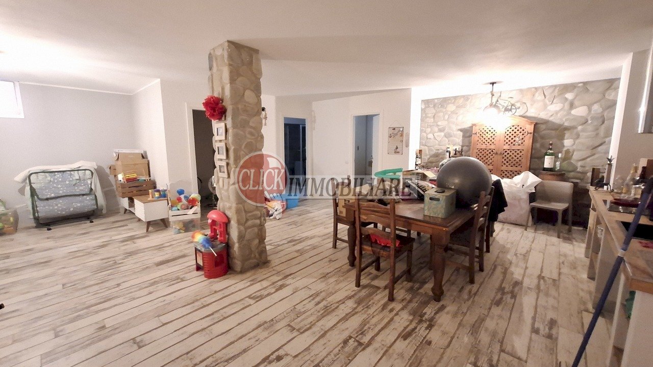 20250429_103238.jpg - Three-family Villa Borgo San Lorenzo - photo 2