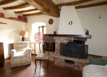 P1060738.jpg - Casale Scarperia e San Piero - foto 4