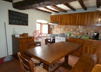 P1060741.jpg - Casale Scarperia e San Piero - foto 7