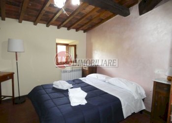 P1060749.jpg - Casale Scarperia e San Piero - foto 10