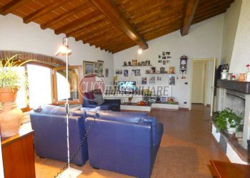 P1090106.JPG - Casa indipendente Borgo San Lorenzo - foto 12