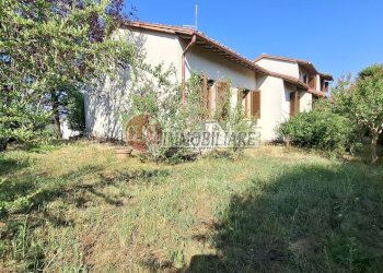 20250715_092653.jpg - Casa indipendente Scarperia e San Piero - foto 1