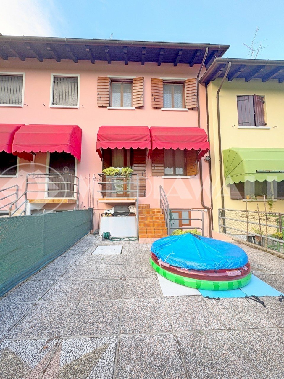 1BR-242-RV_46.jpg - Villa a Schiera Caneva - foto 1