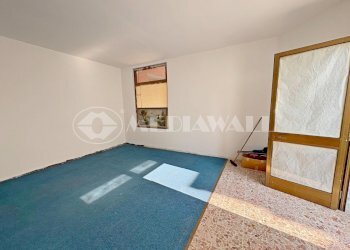 BR-213-RV04.jpg - Locale Commerciale Brugnera - foto 5