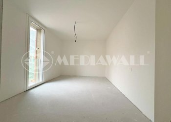 BR-111-RV 02.jpg - Attic Pordenone - photo 7