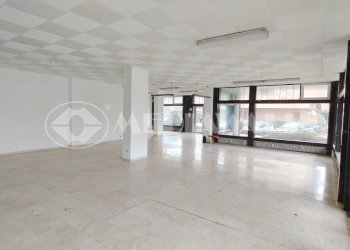 BR-109-NV 08 (10).jpg - Commercial Premises Via Dante Alighieri 20, Maniago - photo 6