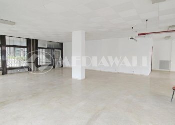 BR-109-NV 08 (16).jpg - Commercial Premises Via Dante Alighieri 20, Maniago - photo 10