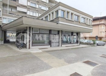 BR-109-NV 08 (17).jpg - Commercial Premises Via Dante Alighieri 20, Maniago - photo 16