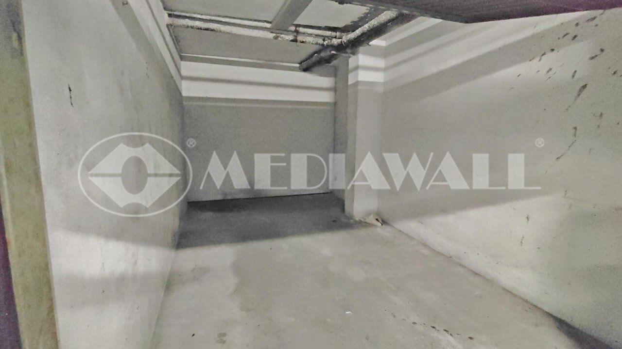 BR-103-RV 09.jpg - Box Via Dante Alighieri 20, Maniago - foto 1