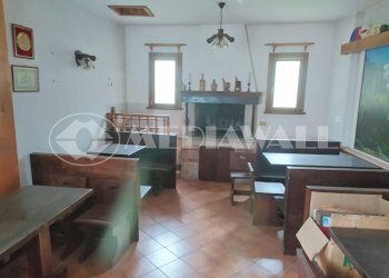 BR-090-RV 04.jpg - Commercial Premises Barcis - photo 7