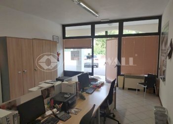 BQ-150-RV_17.JPG - Commercial Premises Via Piave 9, Azzano Decimo - photo 14