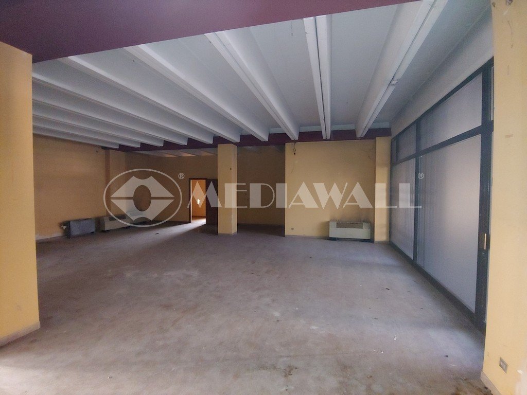 BO-293-RV.01.jpg - Locale Commerciale Pordenone - foto 1