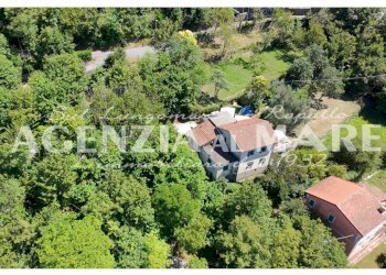 4log.jpg - Villa Trifamiliare Rapallo - foto 4