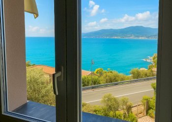 vista_finestra_mare_zoagli.png - Quadrilocale Via Solari e Queirolo 6, Zoagli - foto 11