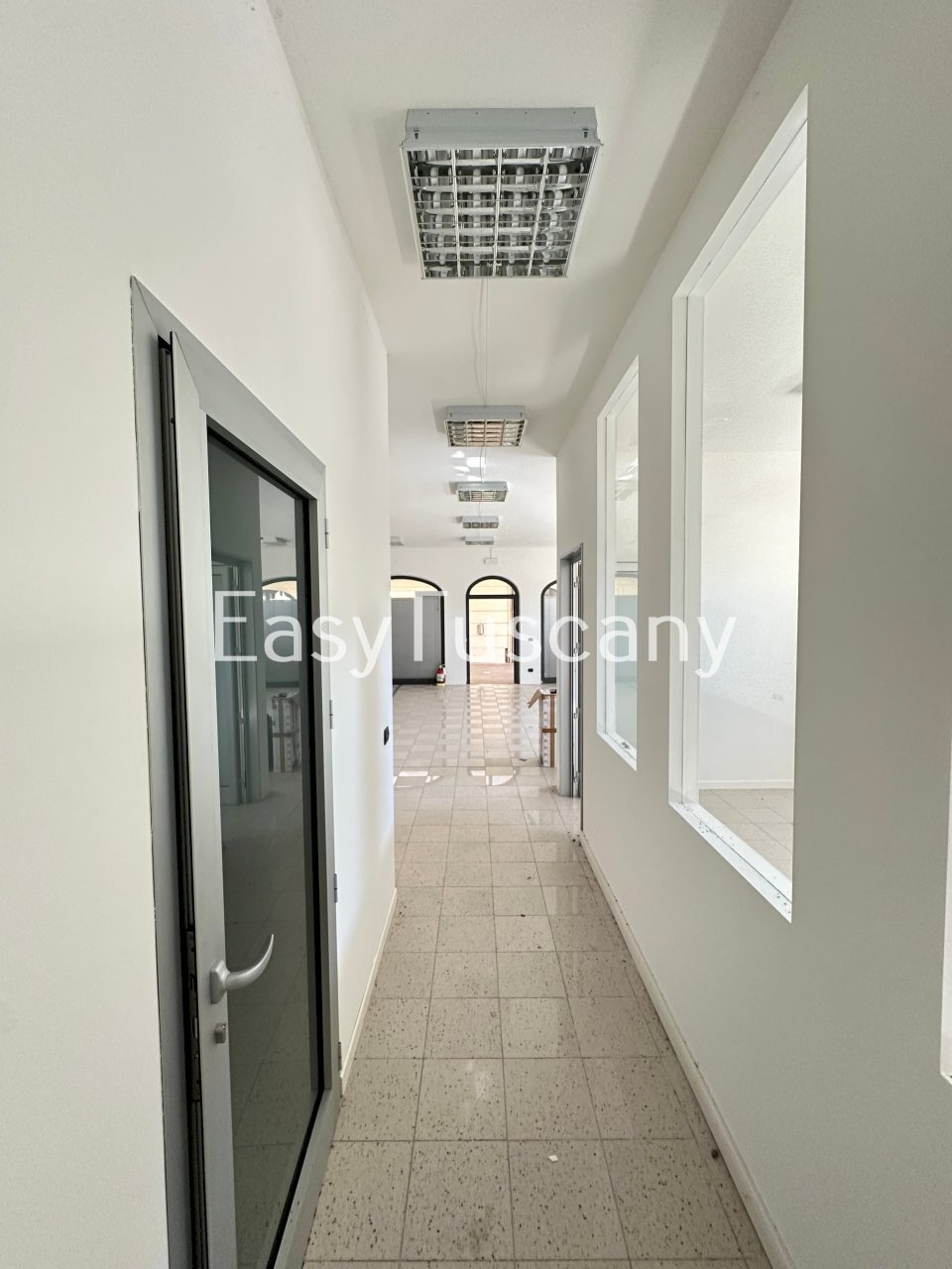 image00001.jpeg - Locale Commerciale VIA ROMA, Porcari - foto 2