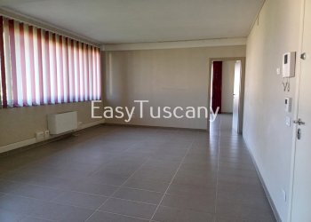 20250701_183614.jpg - Ufficio Via Roma 121, Porcari - foto 1