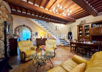 20250228_114257.jpg - Townhouse via dei bocchi  22, Capannori - photo 3