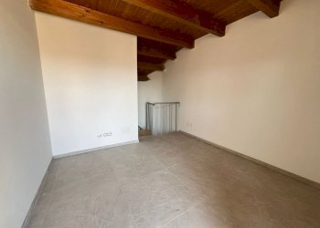 WhatsApp Image 2025-08-07 at 11.15.58 (6).jpeg - Bilocale Capena - foto 9