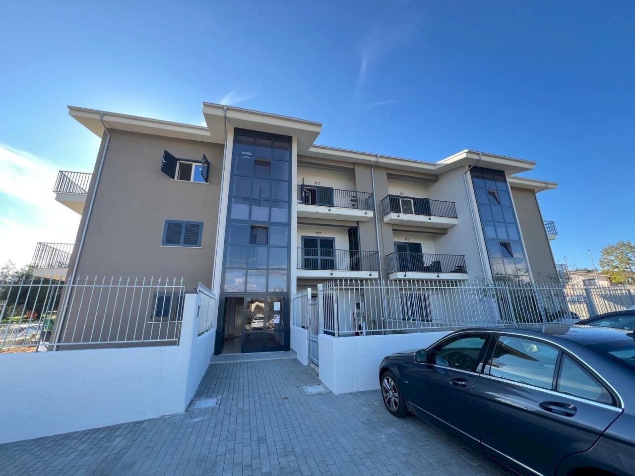 WhatsApp Image 2025-09-29 at 15.59.30 (2).jpeg - Three-room apartment Fiano Romano - photo 1