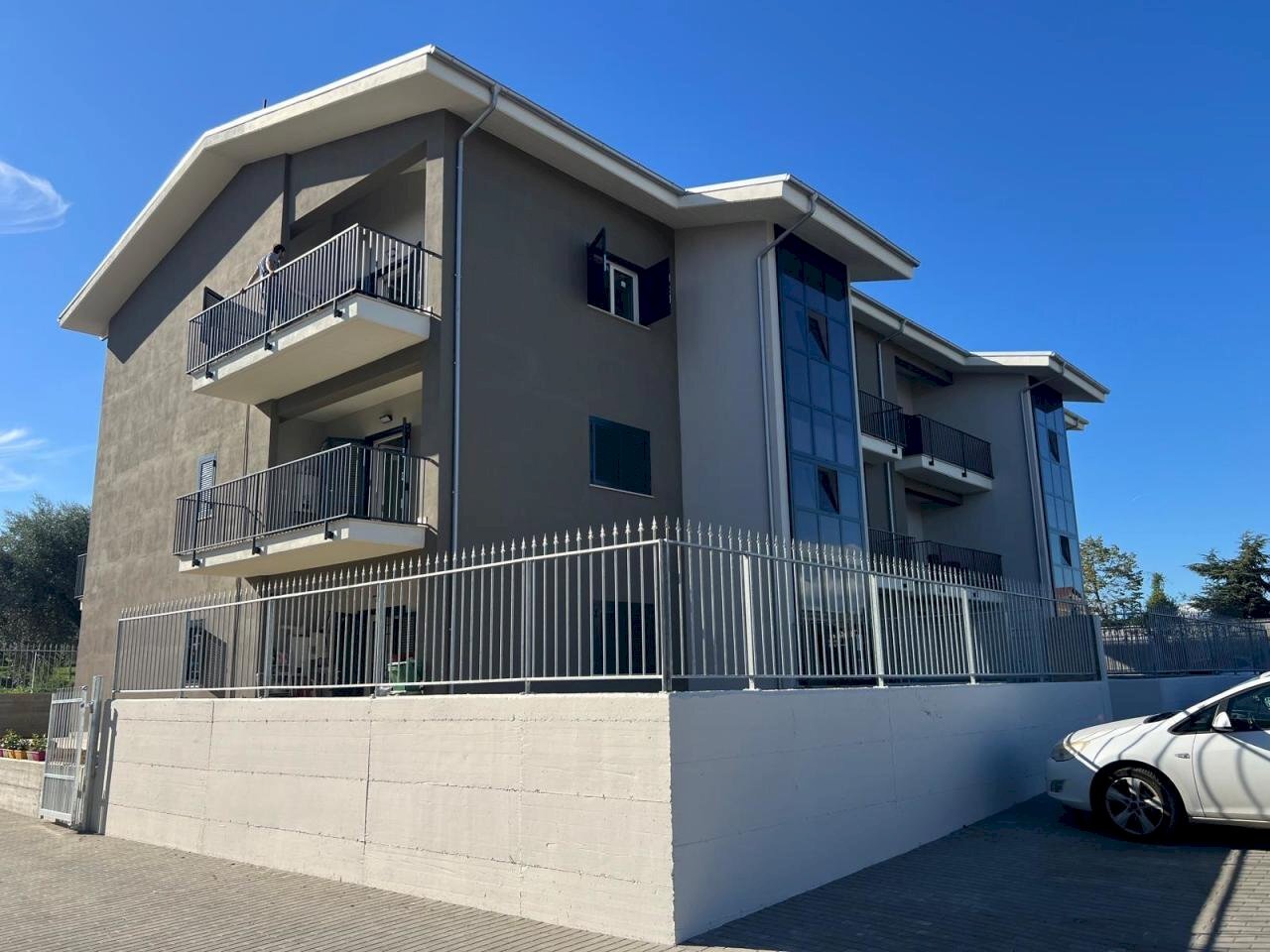 WhatsApp Image 2025-09-29 at 15.59.30 (4).jpeg - Three-room apartment Fiano Romano - photo 3