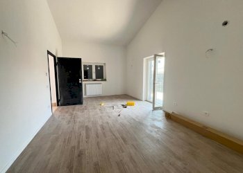 WhatsApp Image 2025-07-03 at 11.31.29 (2).jpeg - Three-room apartment Fiano Romano - photo 4