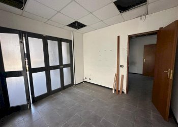 WhatsApp Image 2025-07-02 at 17.21.34 (2).jpeg - Office Via Monte Giberto 133, Roma - photo 3