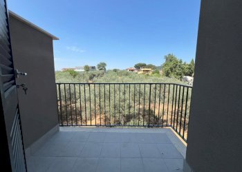 WhatsApp Image 2025-07-03 at 11.22.25 (1).jpeg - Three-room apartment Fiano Romano - photo 10