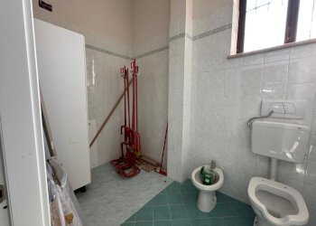 WhatsApp Image 2025-06-23 at 14.55.56 (2).jpeg - Locale Commerciale Fiano Romano - foto 5