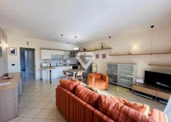 5cf704ae-d895-46bf-ba99-c10419e91469-800x600.jpg - Trilocale Via Aurelia 34, Loano - foto 4