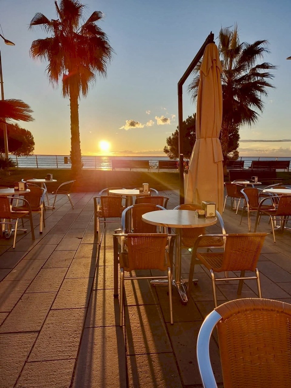 21544776-612c-40c4-b80f-866ab95af078.jpg - Bar Tavola Calda - Fredda Corso Roma, Loano - foto 1