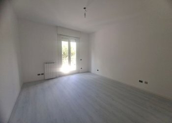 724463736.jpg - Three-room apartment Via Mondrian, Roma - photo 12