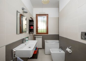 709051427.jpg - Trilocale Via Rocca di Papa 4, Grottaferrata - foto 16